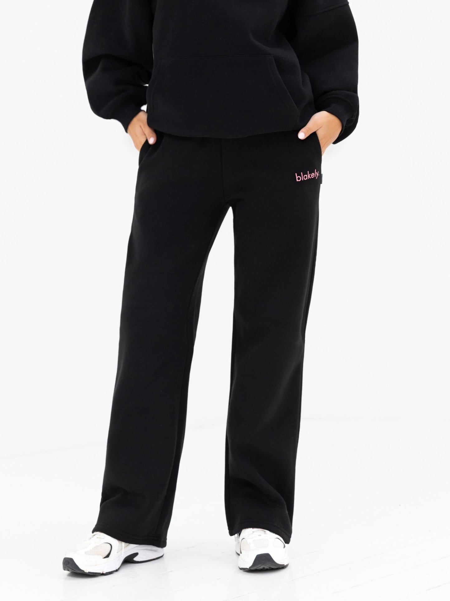 Lexi Wide Leg Sweatpants - Black